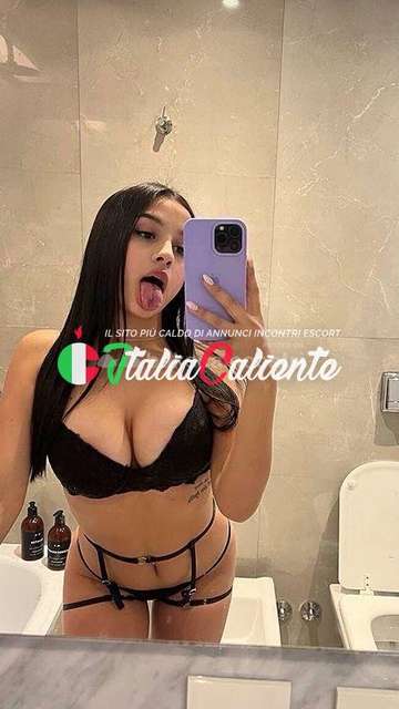 APPENA ARRIVATA STUPENDA RAGAZZA POMPINO SCOPERTO MOLTO FEMINILE 🍒BAMBOLINA COMPLETA PRONTA A FARTI IMPAZZIRE DI PIACERE !!! 😈 — Bergamo, 25 anni