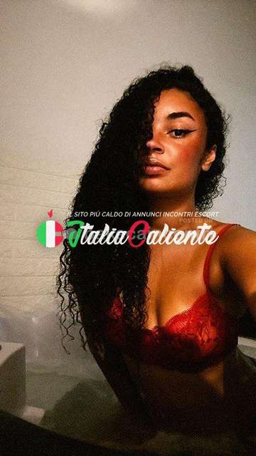 Bellezza mora, calore e fascino brasiliano💋🇧🇷 — Napoli, 22 anni