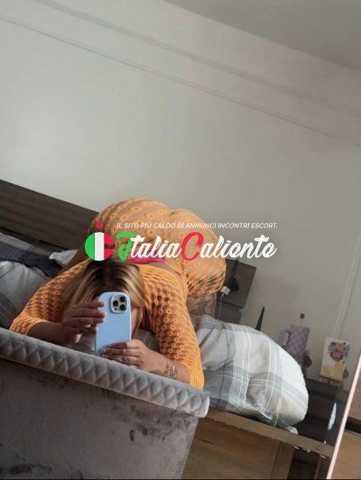 Susanna — novita a gorizia susanna tutta panna vera puttan bella simpatica e molto coccolana massaggio relaxante e prostatico pioggia dorata un vero gioiello — Gorizia, 27 anni