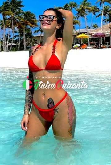 Appena arrivata — appena arrivata ❤️brasiliana🇧🇷26anni❤69!orale scoperto,baci alla francese(vera bambola)preliminari lunghi e naturali — Trieste, 26 anni