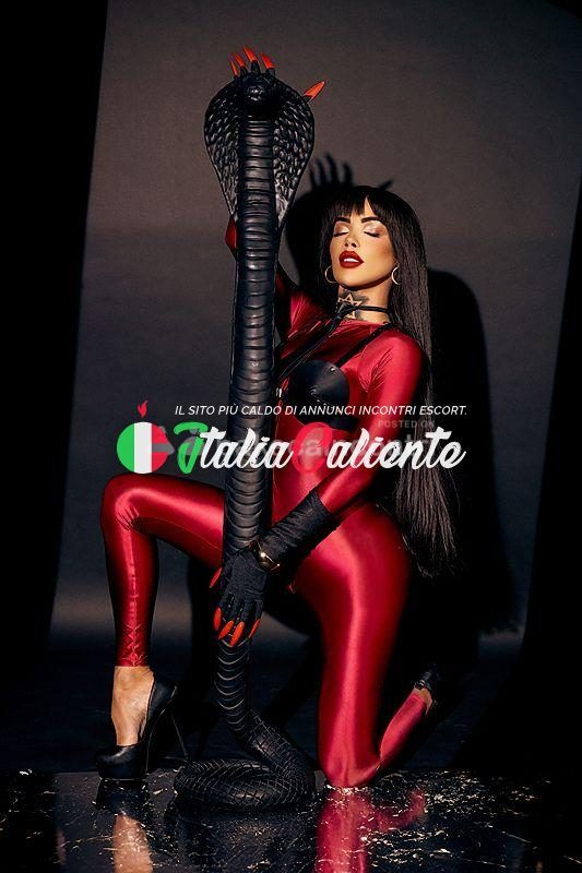 LATINA BRASILIANA — Milano, 25 anni